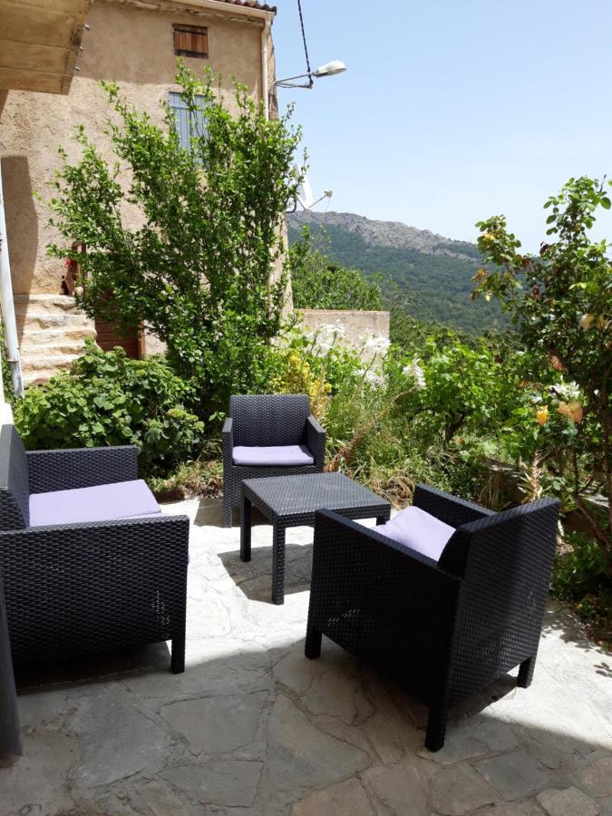 Casa Franceschi Bed & Breakfast Pioggiola Екстериор снимка