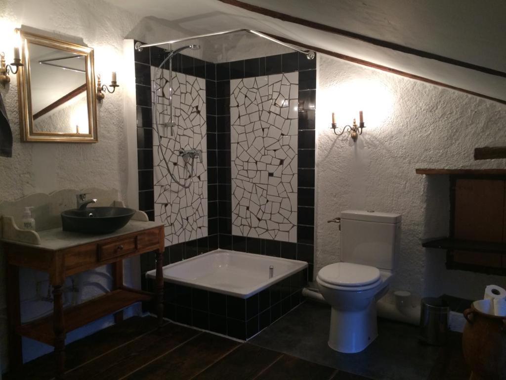 Casa Franceschi Bed & Breakfast Pioggiola Екстериор снимка